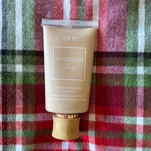 Tarte Amazonian Clay Foundation